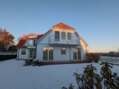 Ferienwohnung für 3 Personen (58 m²) in Wustrow (Ostseebad) 2/10