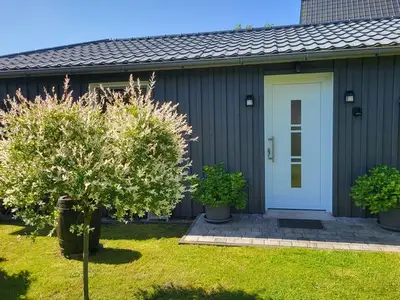 Ferienwohnung für 2 Personen (60 m²) in Wustrow (Ostseebad) 1/10