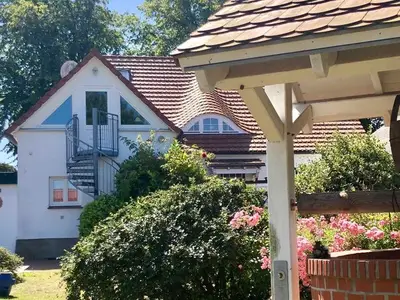 Ferienwohnung für 2 Personen (61 m²) in Wustrow (Ostseebad) 1/10