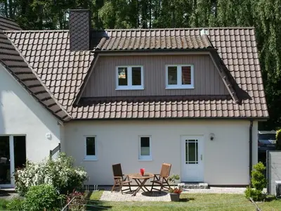 Ferienwohnung für 2 Personen (45 m²) in Wustrow (Ostseebad) 4/10