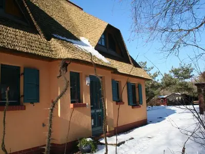 Ferienwohnung für 2 Personen (35 m²) in Wustrow (Ostseebad) 3/10