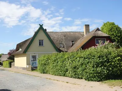 Ferienwohnung für 2 Personen (34 m²) in Wustrow (Ostseebad) 9/10