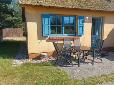 Ferienwohnung für 3 Personen (38 m²) in Wustrow (Ostseebad) 3/10