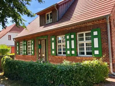 Ferienwohnung für 4 Personen (99 m²) in Wustrow (Ostseebad) 1/10