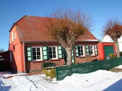 Ferienwohnung für 2 Personen (70 m²) in Wustrow (Ostseebad) 1/10