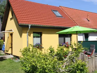Ferienwohnung für 2 Personen (50 m²) in Wustrow (Ostseebad) 8/10