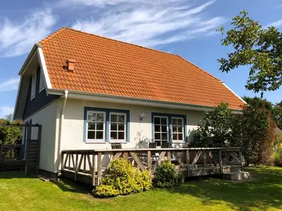 Ferienwohnung für 4 Personen (70 m²) in Wustrow (Ostseebad) 1/10