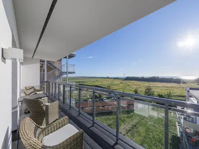 Ferienwohnung Dünenlounge Ostseebad Wustrow ZweiWasser Alte Seefahrtschule Balkon mit Weitblick
