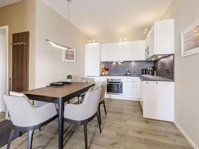Ferienwohnung Sommerperle Ostseebad Wustrow ZweiWasser Alte Seefahrtschule Küche und Essbereich