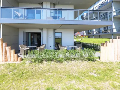 Ferienwohnung Großer Strandkorb Ostseebad Wustrow ZweiWasser Alte Seefahrtschule Aussenbereich