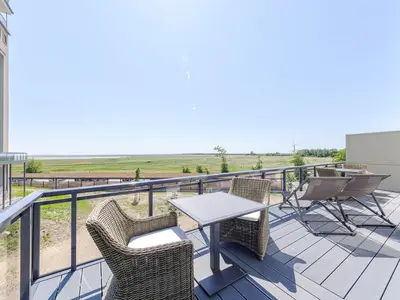 Ferienwohnung Große Strandoase Ostseebad Wustrow ZweiWasser Alte Seefahrtschule Sonnenbalkon mit Wasserblick
