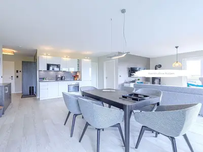 Ferienwohnung Strandnixe Ostseebad Wustrow ZweiWasser Alte Seefahrtschule Essbereich und Küche