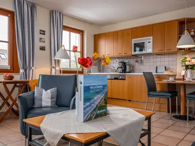 Ferienwohnung für 2 Personen (45 m²) in Wustrow (Ostseebad) 4/10