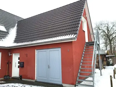 Ferienwohnung für 2 Personen (26 m²) in Wustrow (Ostseebad) 1/10