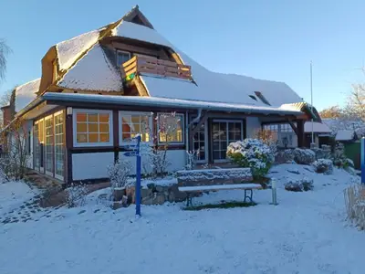 Ferienwohnung für 4 Personen (60 m²) in Wustrow (Ostseebad) 1/10