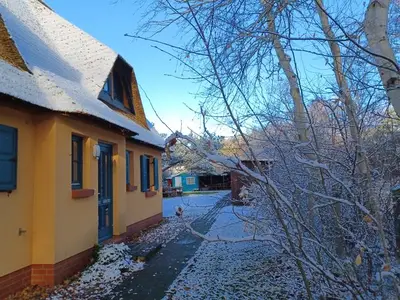 Ferienwohnung für 2 Personen (35 m²) in Wustrow (Ostseebad) 1/10