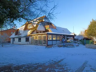Ferienwohnung für 6 Personen (90 m²) in Wustrow (Ostseebad) 1/10