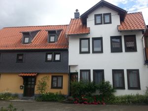 22095709-Ferienwohnung-4-Wutha-Farnroda-300x225-0