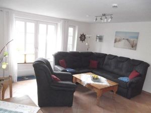 22255237-Ferienwohnung-4-Wyk auf Föhr-300x225-1