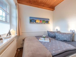 23444851-Ferienwohnung-2-Wyk auf Föhr-300x225-5