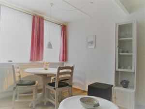 22463401-Ferienwohnung-2-Wyk auf Föhr-300x225-3