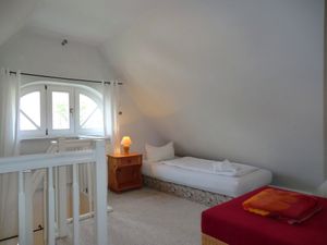 21707483-Ferienwohnung-4-Wyk auf Föhr-300x225-5