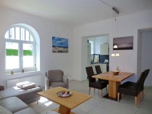 21707355-Ferienwohnung-4-Wyk auf Föhr-300x225-3