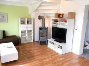 21707357-Ferienwohnung-4-Wyk auf Föhr-300x225-2