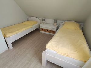 22254707-Ferienwohnung-4-Wyk auf Föhr-300x225-5