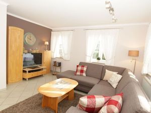 23922931-Ferienwohnung-4-Wyk auf Föhr-300x225-1