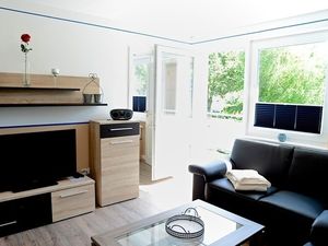 23291050-Ferienwohnung-6-Wyk auf Föhr-300x225-1