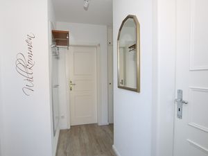 23966723-Ferienwohnung-3-Wyk auf Föhr-300x225-5