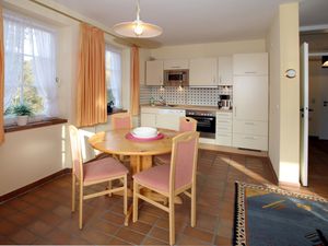 23966729-Ferienwohnung-2-Wyk auf Föhr-300x225-3