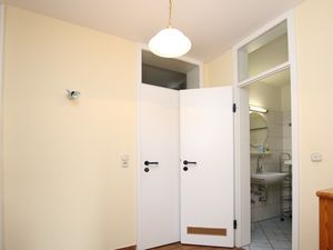 23966729-Ferienwohnung-2-Wyk auf Föhr-300x225-5