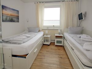 23966750-Ferienwohnung-4-Wyk auf Föhr-300x225-3