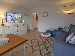 23966765-Ferienwohnung-2-Wyk auf Föhr-300x225-3