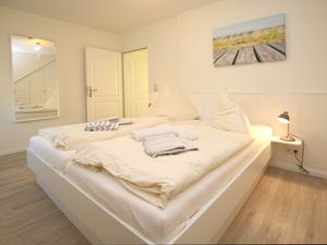 23966830-Ferienwohnung-4-Wyk auf Föhr-300x225-3