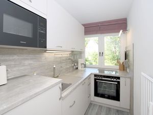 23966854-Ferienwohnung-2-Wyk auf Föhr-300x225-4