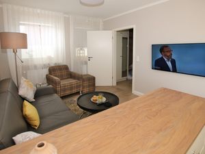 23966903-Ferienwohnung-2-Wyk auf Föhr-300x225-5