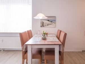 23966979-Ferienwohnung-2-Wyk auf Föhr-300x225-3