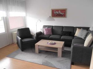 22279027-Ferienwohnung-2-Wyk auf Föhr-300x225-3