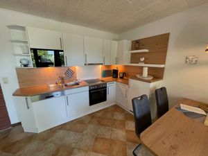 24017906-Ferienwohnung-4-Wyk auf Föhr-300x225-1