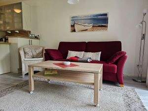 23922881-Ferienwohnung-4-Wyk auf Föhr-300x225-2