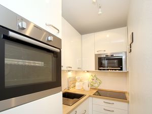 23966810-Ferienwohnung-2-Wyk auf Föhr-300x225-5