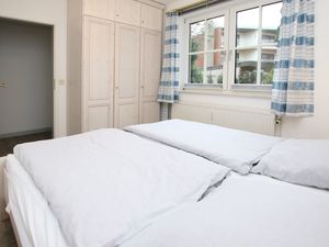 23966819-Ferienwohnung-2-Wyk auf Föhr-300x225-5