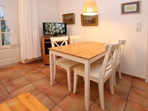 23966836-Ferienwohnung-4-Wyk auf Föhr-300x225-3