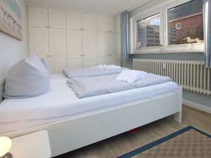 23966847-Ferienwohnung-4-Wyk auf Föhr-300x225-5