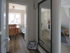 23966860-Ferienwohnung-2-Wyk auf Föhr-300x225-5