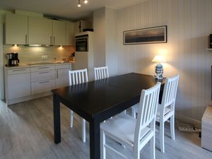 23966870-Ferienwohnung-4-Wyk auf Föhr-300x225-4