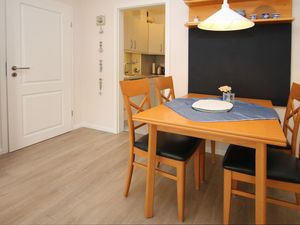 23966890-Ferienwohnung-4-Wyk auf Föhr-300x225-5